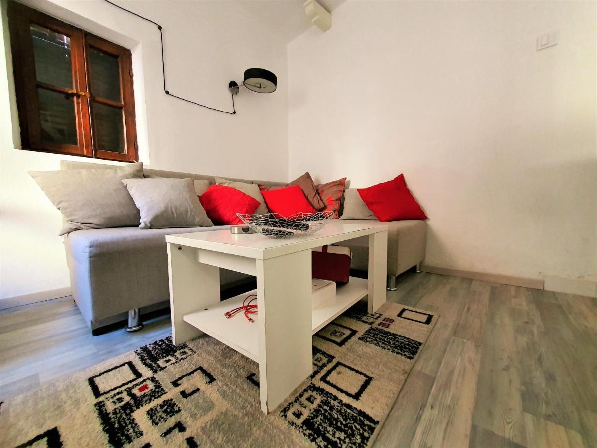 St.Tripun Apartment Kotor Exterior photo
